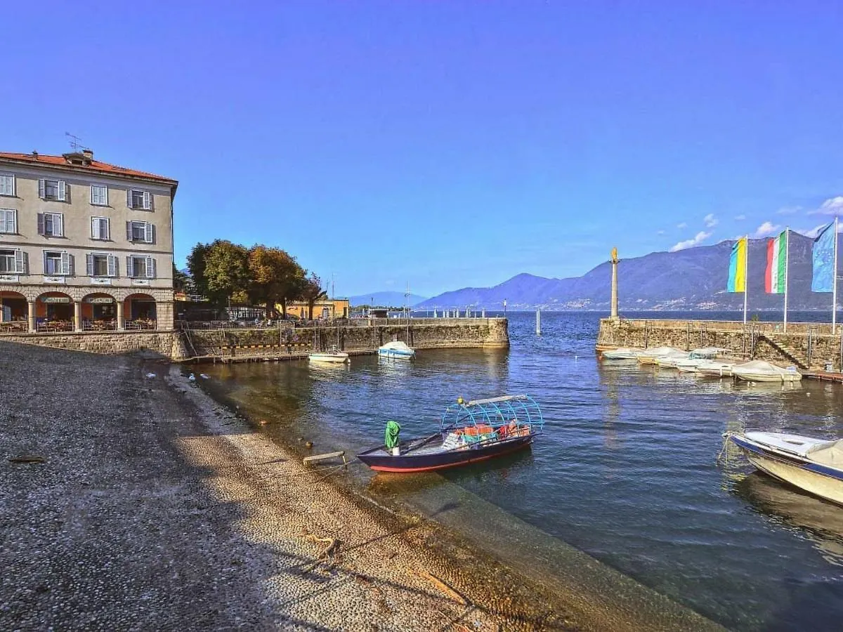 Apartment Del Sole-4 By Interhome Luino
